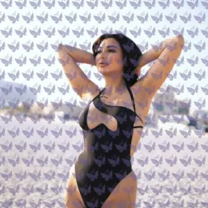 Имя: Иззи, Возраст: 29, Грудь: 3