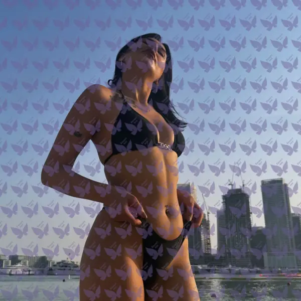 Имя: Иззи, Возраст: 29, Грудь: 3