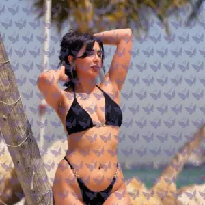 Имя: Иззи, Возраст: 29, Грудь: 3