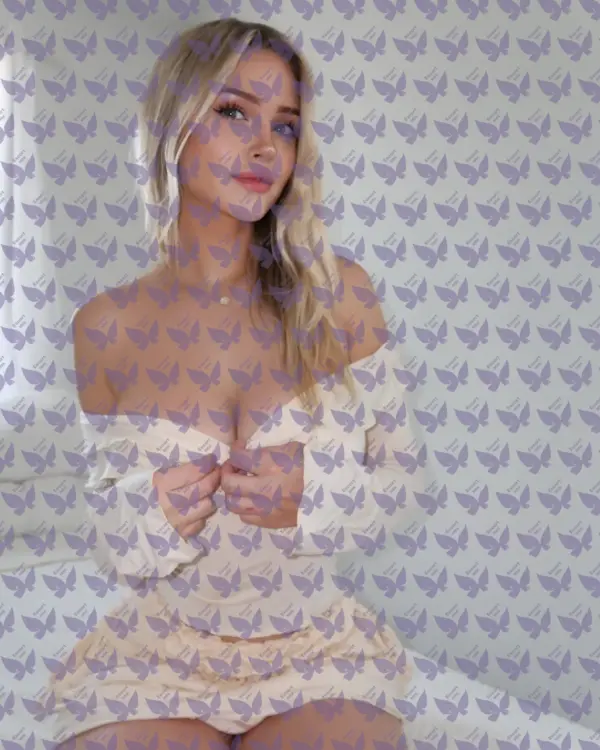 Имя: Juniper, Возраст: 21, Грудь: 3