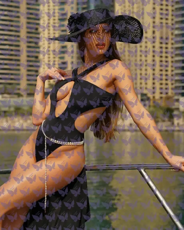 Имя: Калила, Возраст: 25, Грудь: 3