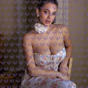 Имя: Калила, Возраст: 25, Грудь: 3