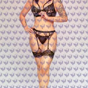 Имя: Камила, Возраст: 30, Грудь: 2