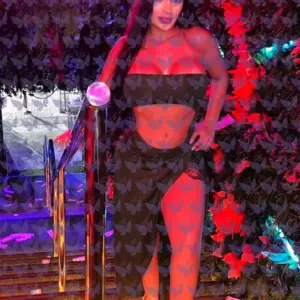 Имя: Карен, Возраст: 25, Грудь: 3