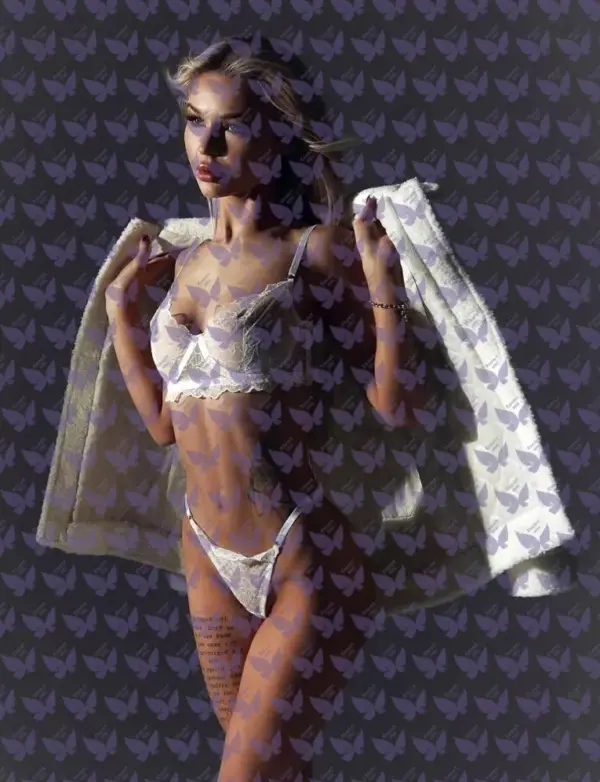 Имя: Кари, Возраст: 21, Грудь: 1