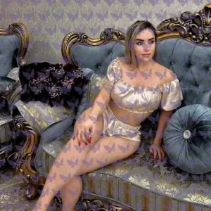 Имя: Каролина, Возраст: 24, Грудь: 3