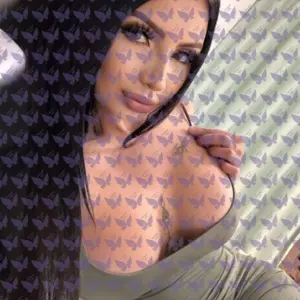 Имя: Каролина, Возраст: 21, Грудь: 2