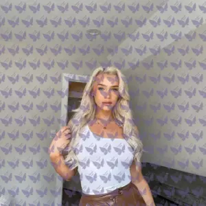 Имя: Кассандра, Возраст: 25, Грудь: 2