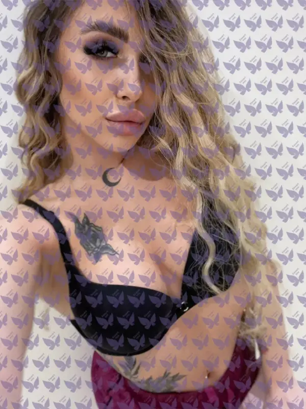 Имя: Кассандра, Возраст: 22, Грудь: 2