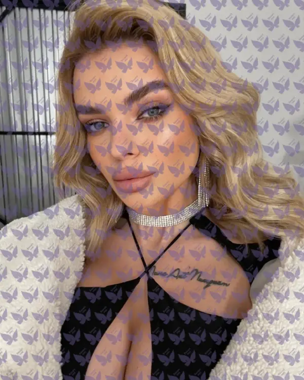 Имя: Кейтлин, Возраст: 19, Грудь: 2