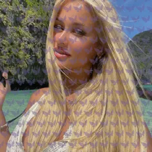 Имя: Кендал, Возраст: 29, Грудь: 3