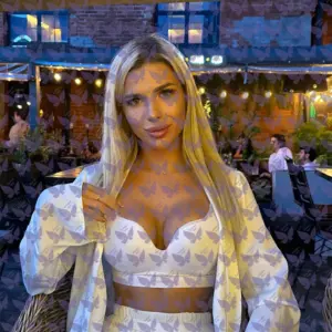 Имя: Керри, Возраст: 25, Грудь: 3