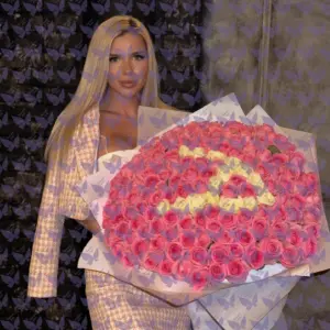 Имя: Керри, Возраст: 25, Грудь: 3