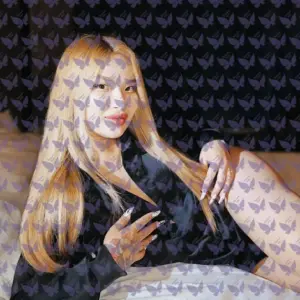 Имя: Ким, Возраст: 20, Грудь: 2