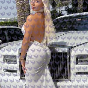 Имя: Кимора, Возраст: 24, Грудь: 5