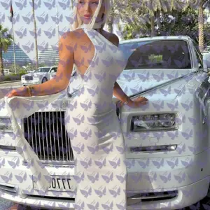 Имя: Кимора, Возраст: 24, Грудь: 5