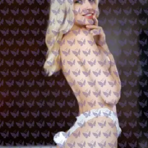 Имя: Кира, Возраст: 26, Грудь: 1