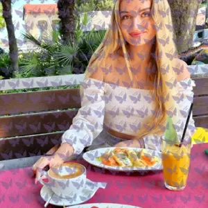 Имя: Кира, Возраст: 21, Грудь: 2