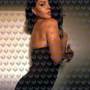 Имя: Клара, Возраст: 30, Грудь: 1