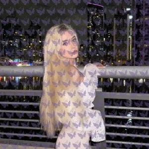 Имя: Клара, Возраст: 19, Грудь: 1