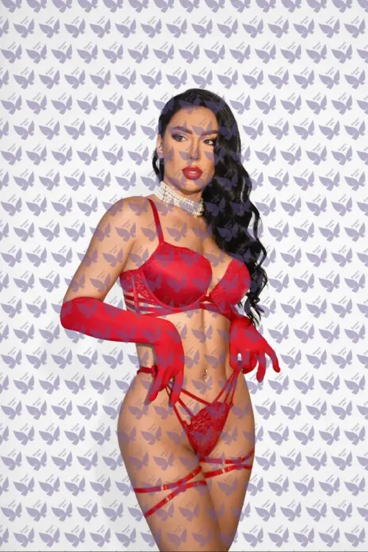 Имя: Клоя, Возраст: 29, Грудь: 2