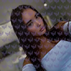 Имя: Корнелия, Возраст: 21, Грудь: 2