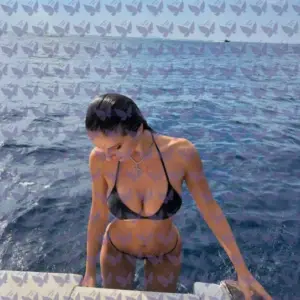 Имя: Козетта, Возраст: 26, Грудь: 3