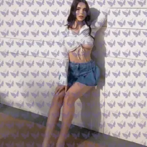 Имя: Леа, Возраст: 24, Грудь: 4