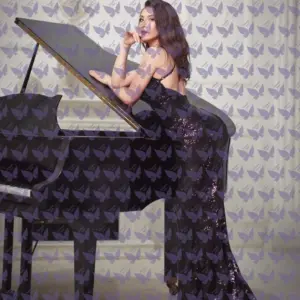 Имя: Лекси, Возраст: 23, Грудь: 2