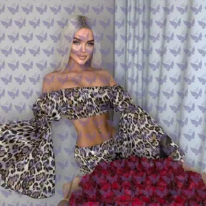 Имя: Лиана, Возраст: 21, Грудь: 3