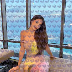 Имя: Либби, Возраст: 25, Грудь: 2