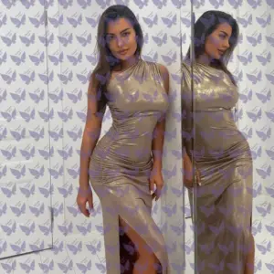 Имя: Лидия, Возраст: 28, Грудь: 3