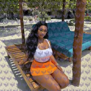 Имя: Лия, Возраст: 27, Грудь: 4