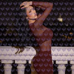 Имя: Лила, Возраст: 25, Грудь: 2