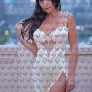 Имя: Лили, Возраст: 25, Грудь: 3