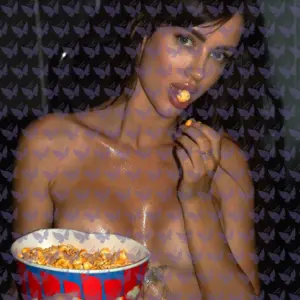 Имя: Лилия, Возраст: 25, Грудь: 3