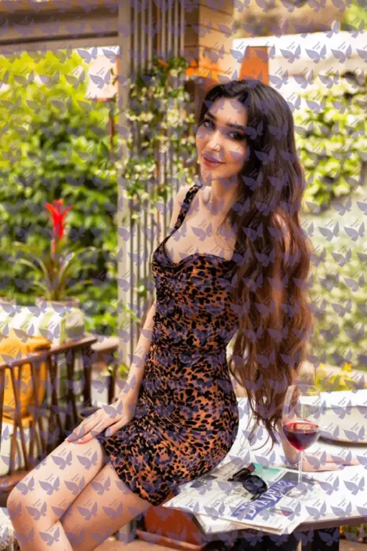 Имя: Лилит, Возраст: 26, Грудь: 2