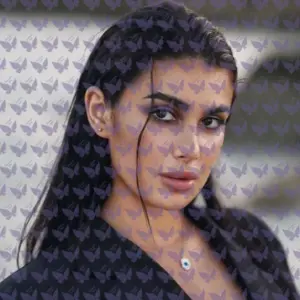 Имя: Lilsecret, Возраст: 22, Грудь: 3