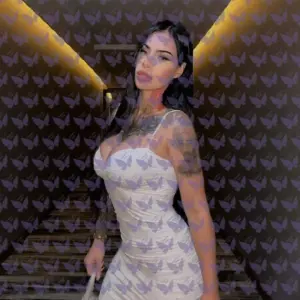 Имя: Лим, Возраст: 25, Грудь: 3