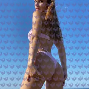 Имя: Лючия, Возраст: 23, Грудь: 1