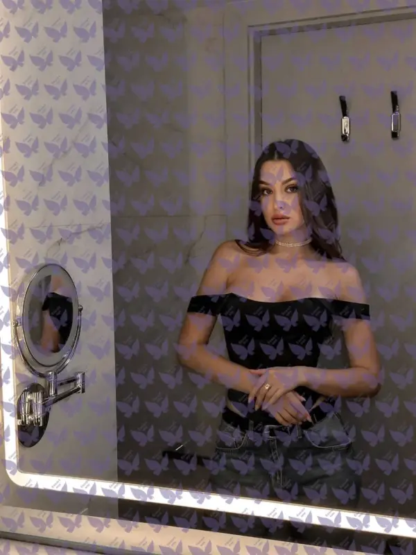 Имя: Люси, Возраст: 26, Грудь: 2