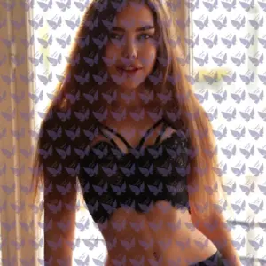 Имя: Лола, Возраст: 22, Грудь: 1