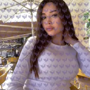 Имя: Лола, Возраст: 25, Грудь: 3