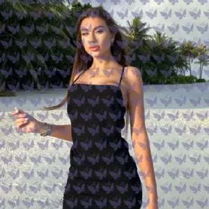 Имя: Лора, Возраст: 25, Грудь: 3