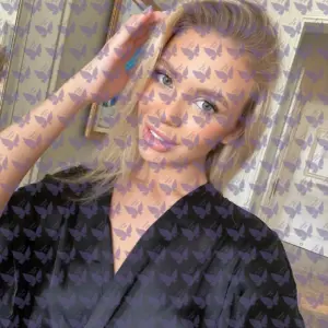 Имя: Лорелея, Возраст: 23, Грудь: 1