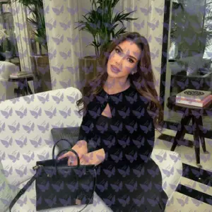 Имя: Луиза, Возраст: 25, Грудь: 2