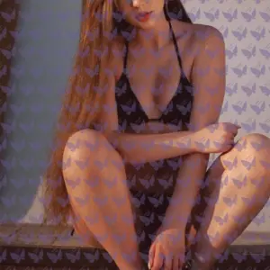 Имя: Luna, Возраст: 19, Грудь: 1