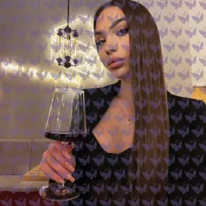 Имя: Маделин, Возраст: 25, Грудь: 2