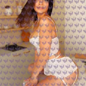 Имя: Малена, Возраст: 23, Грудь: 3