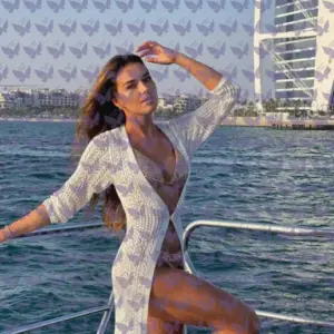 Имя: Мара, Возраст: 25, Грудь: 1